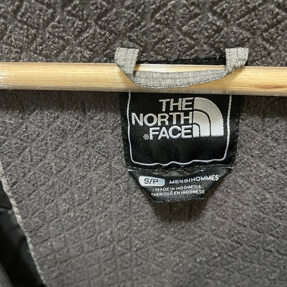 Good looking The North Face winter coat! - Picture 5 of 6